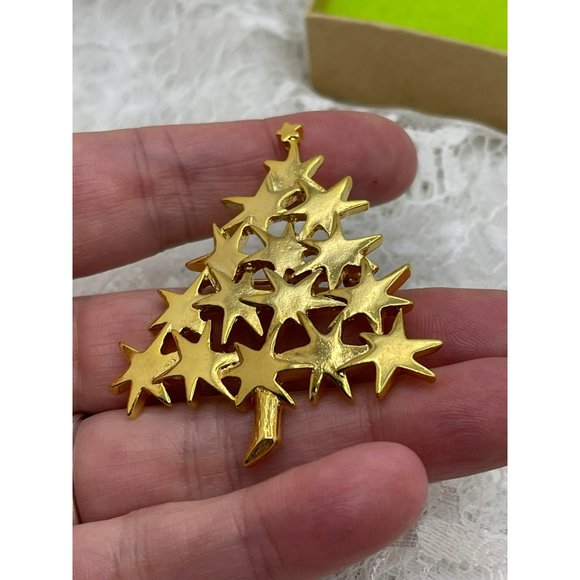 Vintage Gold Tone Tree Star Brooch - Picture 2 of 8